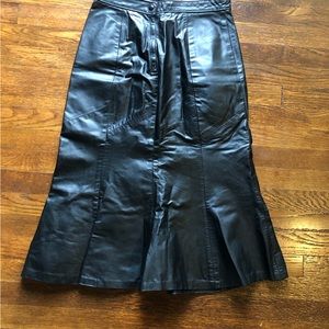 Vintage 70’s/80’s Northside Fashions leather skirt, size 11
